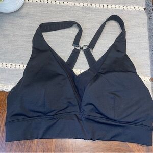 Woman’s size medium black Zyia active sports bra